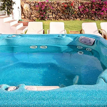 Albe, Jacuzzi Con Vistas Al Mar Holiday home