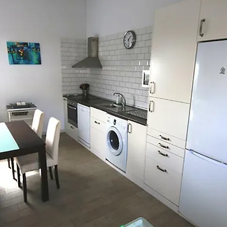 Holiday home Albe, Jacuzzi Con Vistas Al Mar Arona (Tenerife)